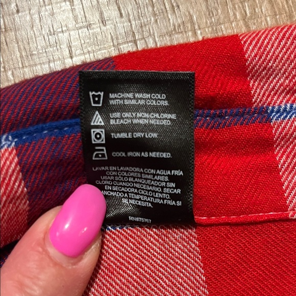 NFL Women’s Red and Blue Checkered Flannel Button Down Buffalo Bills Shirt XL - Picture 3 of 7